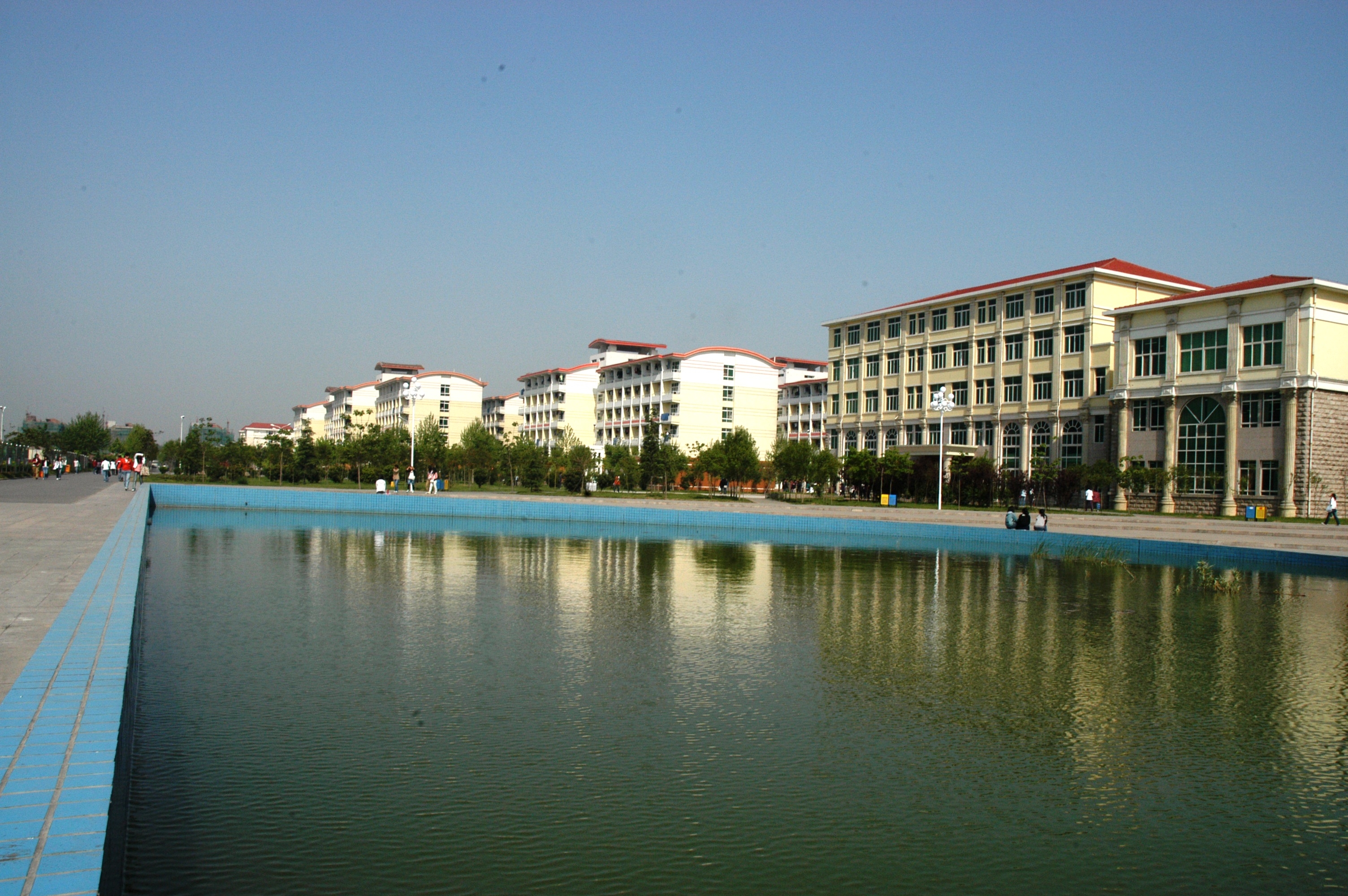 河南牧业经济学院风景
